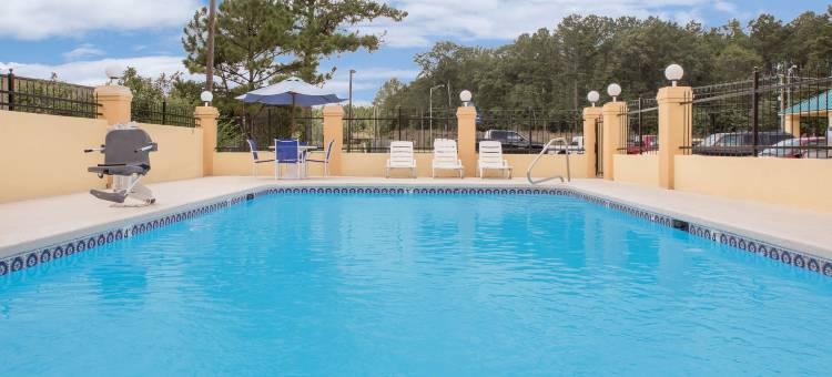 科西阿斯科美洲最佳价值酒店(Americas Best Value Inn Kosciusko)图片