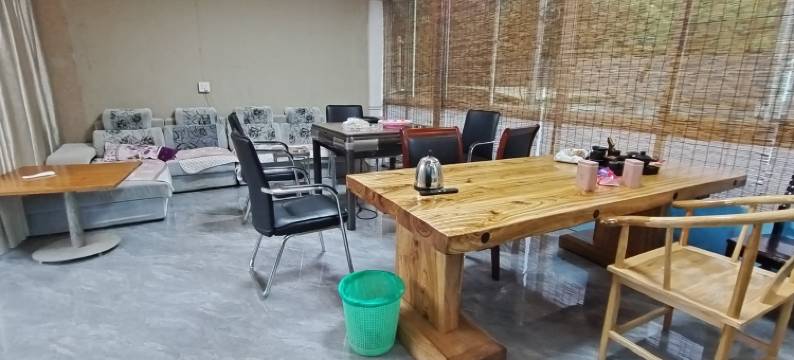 白茶制作客栈(盛上公路分店)图片