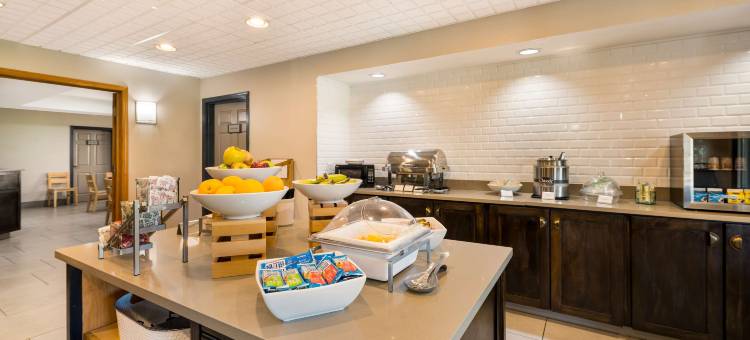 弗里波特丽怡酒店(Country Inn & Suites by Radisson, Freeport, IL)图片