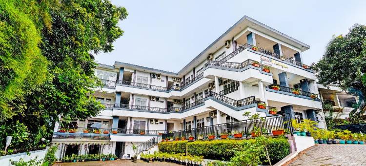 O系列92277塞特拉普里安甘宾馆(Collection O 92277 Setra Priangan Guest House)图片