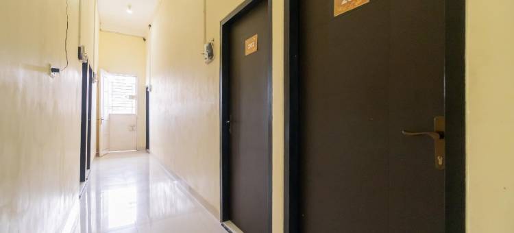 RedDoorz Near Opi Mall Palembang 2图片