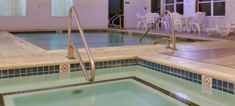 波士顿布罗克顿丽怡酒店(Country Inn & Suites by Radisson, Brockton (Boston), MA)图片