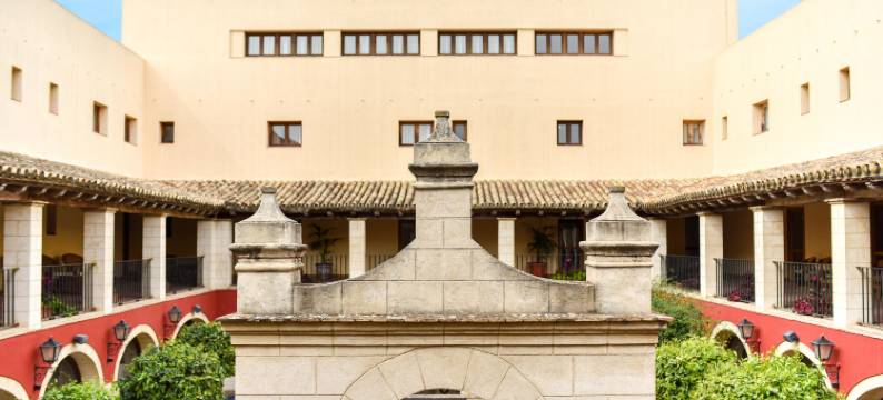 The Place Bodega Real by Alegria图片