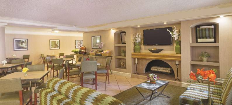 圣迭戈米拉马尔拉昆塔温德姆酒店(La Quinta Inn by Wyndham San Diego - Miramar)图片