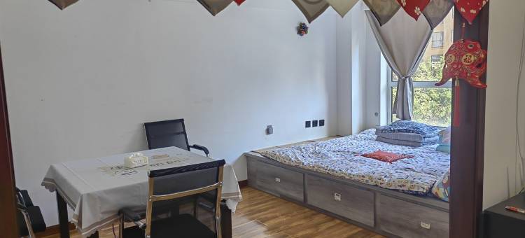 me是猫猫姐公寓(学院西街分店)图片