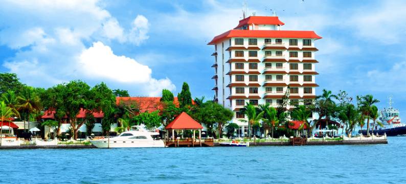 柯钦泰姬马拉巴尔度假酒店(Taj Malabar Resort & Spa, Cochin.)图片