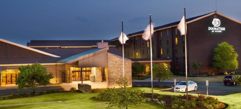 柯林斯威尔圣路易斯希尔顿逸林酒店(DoubleTree by Hilton Collinsville - St. Louis)图片