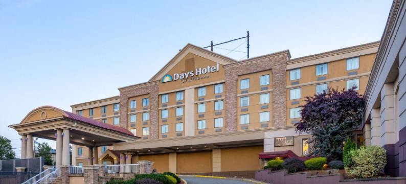 北伯根温德姆戴斯酒店(Days Hotel by Wyndham North Bergen /NYC Area)图片