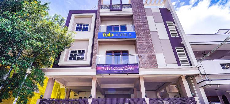 Fabhotel 雪花(FabHotel Snow Drop - 1km from Our Lady of Fatima Church)图片