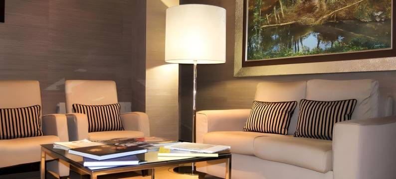 罗姆酒店(Hotel Room)图片