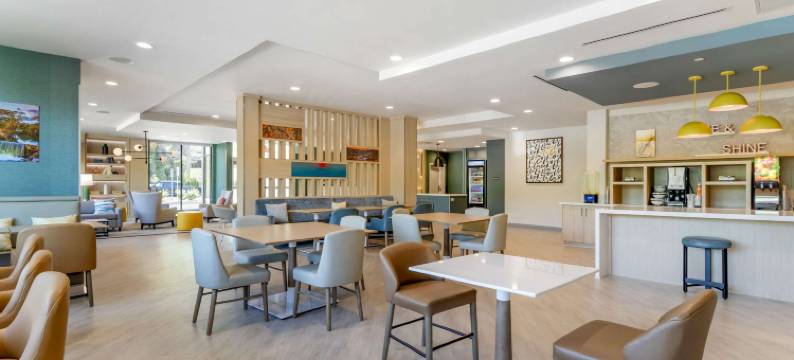 舒适酒店套房(Comfort Suites Gatlinburg Downtown-Convention Center)图片