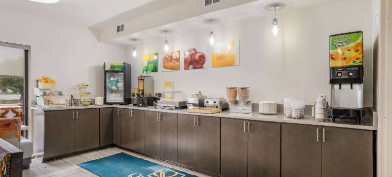 凯艺酒店-近杰克森维尔勒让恩营舍(Quality Inn Jacksonville Near Camp Lejeune)图片