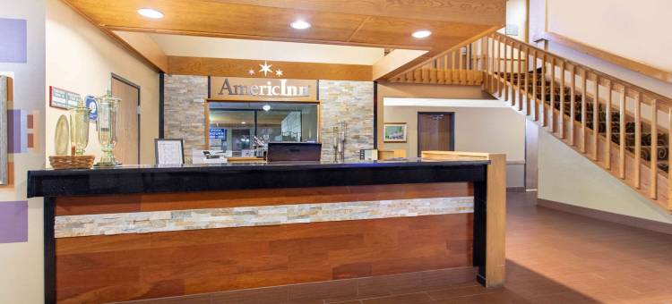 埃尔克霍恩和日内瓦湖AmericInn酒店(AmericInn by Wyndham Elkhorn Near Lake Geneva)图片