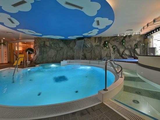 Seehotel Maria Laach Over view