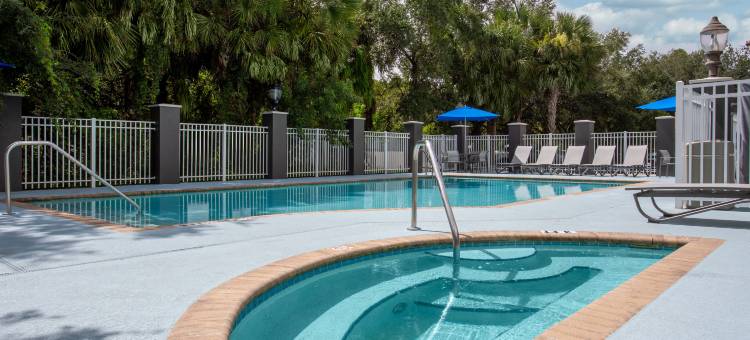 智选假日套房酒店布雷登顿(Holiday Inn Express & Suites Bradenton East-Lakewood Ranch)图片