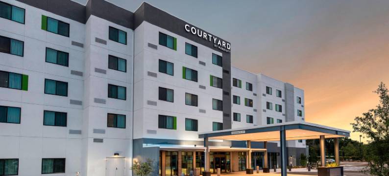 坦帕西北-老兵高速公路万怡酒店(Courtyard Tampa Northwest/Veterans Expressway)图片