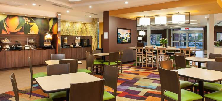 弗农万枫酒店及套房(Fairfield Inn & Suites Vernon)图片