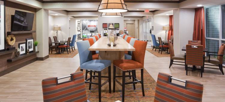 明尼阿波利斯布卢明顿西欢朋酒店(Hampton Inn Minneapolis Bloomington West)图片