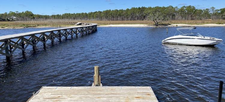 7,500 SF Southern Plantation House on 120 Acres on Blackwater Bay & Private Pool图片