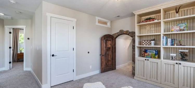 Heber Heights \ Sauna \ Firepit \ HotTub \ Sleeps16 \ 8 Bedrooms \ 6.5 Baths图片