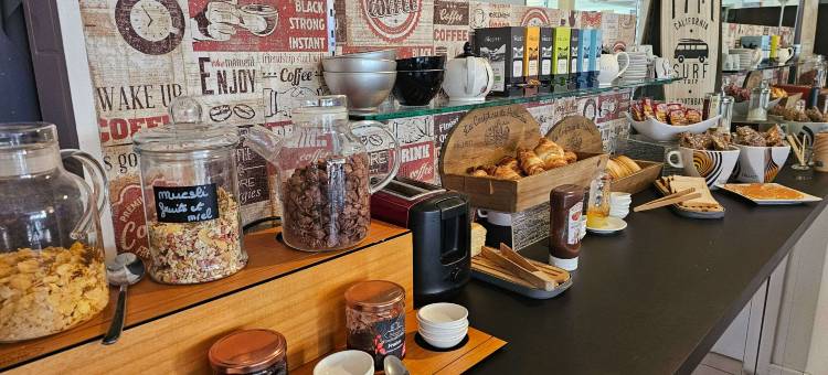 莱斯卡尔快捷酒店(Brit Hotel Essentiel Pau Lescar)图片