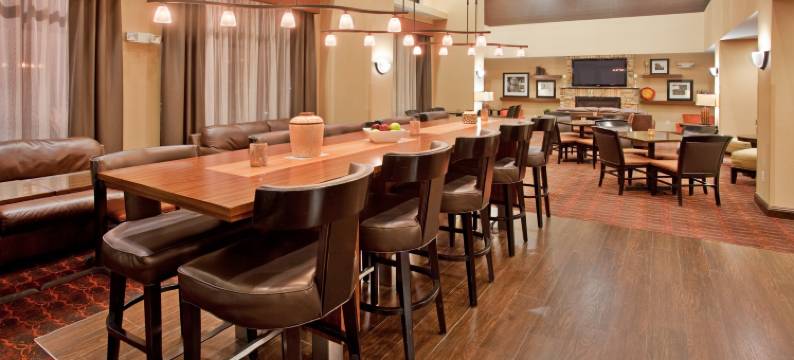 阿伯丁希尔顿欢朋旅馆&套房酒店(Hampton Inn & Suites Aberdeen)图片