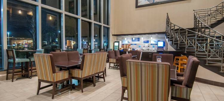 智选假日套房酒店休斯顿洲际北(Holiday Inn Express & Suites Houston North InterContinental)图片