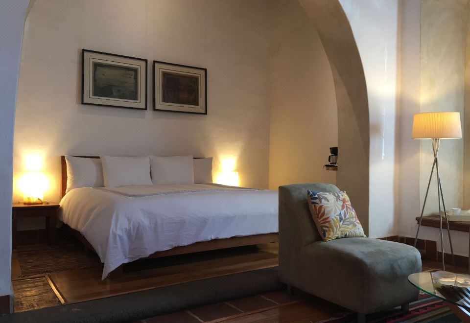 Quinta Luna Hotel Overview