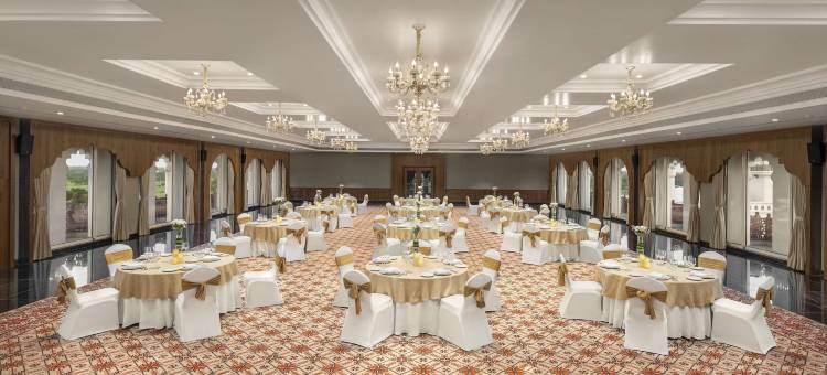 尼瓦萨利乌代宫，雷迪森个人会员(Uday Palace, Navsari, A Member of Radisson Individ)图片