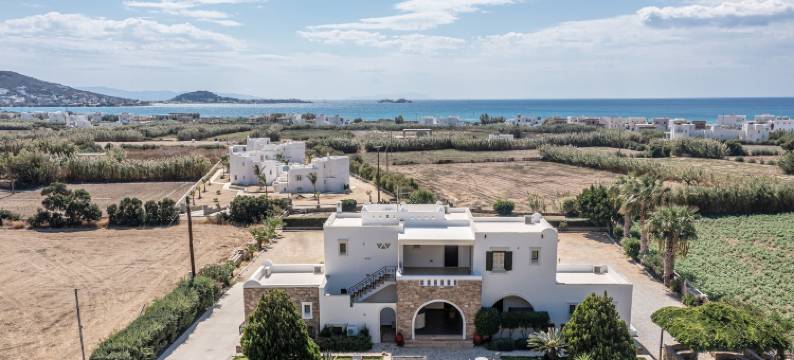 泽富罗斯公寓酒店(Zefyros Studios)图片