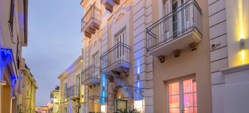 短笛大酒店(Piccolo Grand Hotel)图片