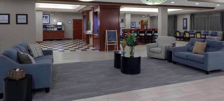 伍德布里奇欢朋酒店(Hampton Inn Woodbridge)图片