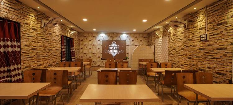 香蒂尼瓦斯酒店(Hotel Shantinivas)图片