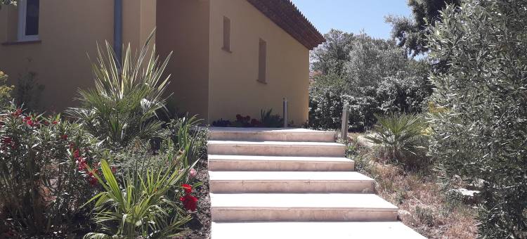 普罗文卡勒别墅酒店(La Villa Provençale)图片