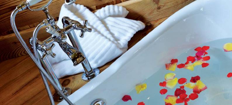 迷人的多尔夫小木屋及艺术画廊住宿加早餐旅馆(La Maison de Dolphe Chalet de Charme & Art Gallery)图片