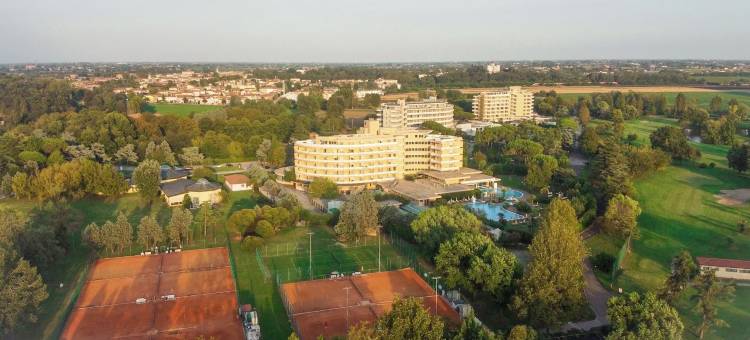 加尔齐尼亚诺温泉高尔夫度假村 - 斯普兰迪德酒店(Galzignano Resort Terme & Golf - Hotel Splendid)图片