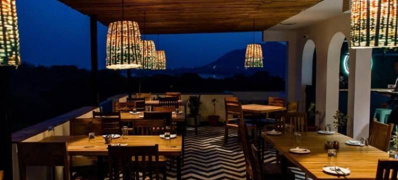 白色公馆湖城(Casa Blanca Lakecity)图片