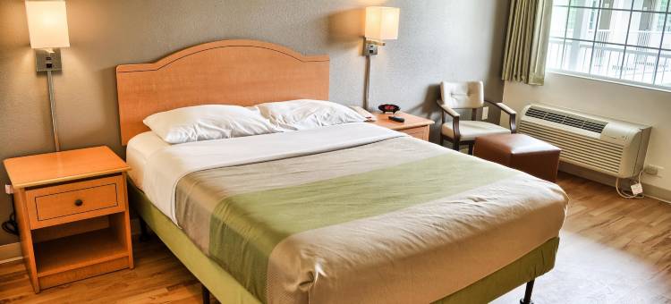 密西西比帕斯卡吉拉6 号开放式客房酒店(Studio 6 Pascagoula, MS)图片