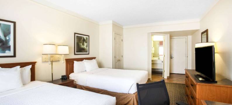 奥斯汀国会大厦市中心拉昆塔温德姆酒店(La Quinta Inn by Wyndham Austin Capitol / Downtown)图片