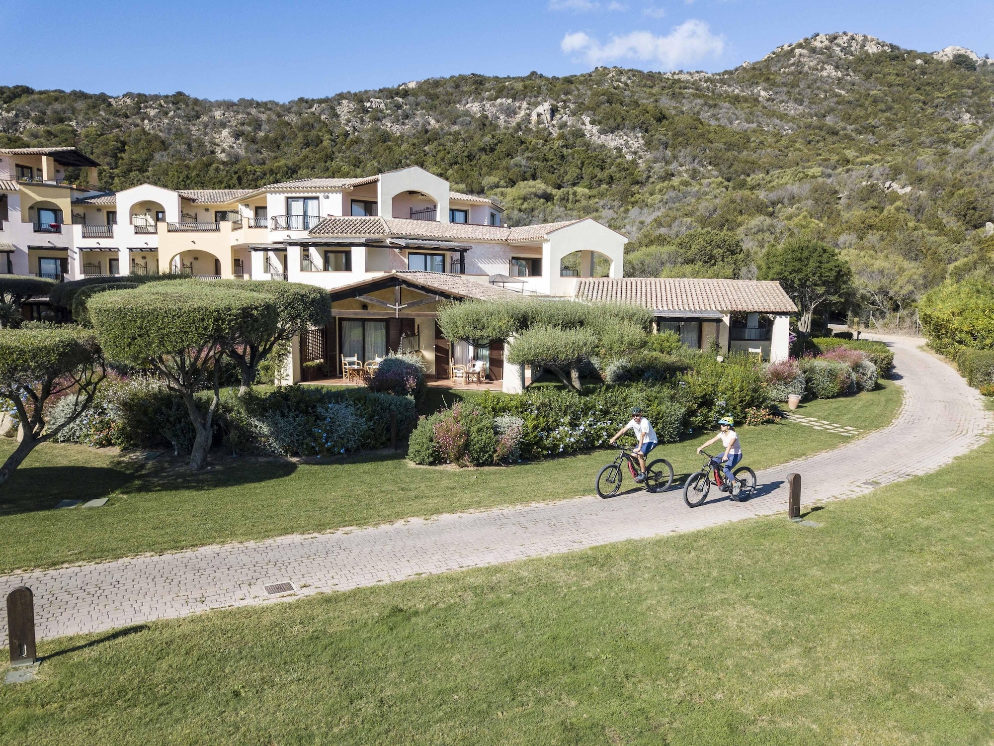 Hotel Abi d'Oru Hotel Overview