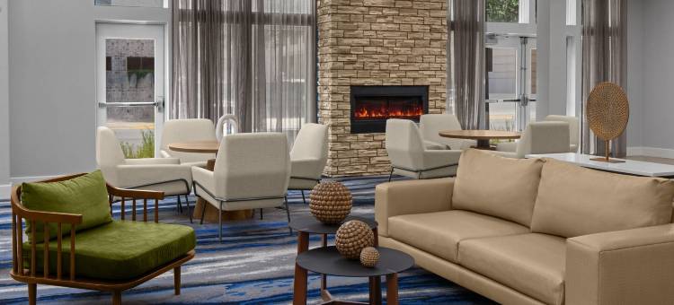 萨凡纳市中心/历史区万豪万枫酒店(Fairfield Inn & Suites Savannah Downtown/Historic District)图片
