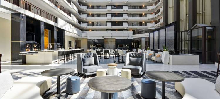 希尔顿安泊酒店-夏洛特(Embassy Suites by Hilton Charlotte)图片