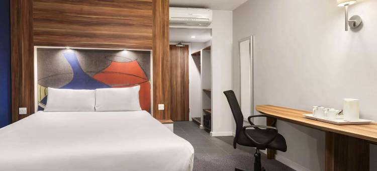 伦敦斯坦斯特德机场温德姆华美达酒店(Ramada by Wyndham London Stansted Airport)图片
