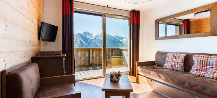 贾利比耶阿达特木屋拉格朗假日住宅酒店(Lagrange Vacances les Chalets de l'Adet)图片