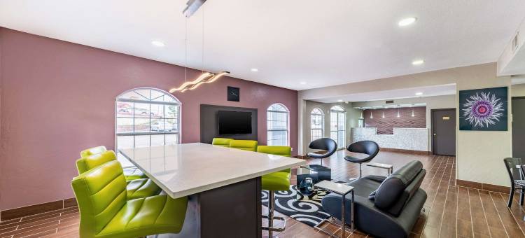 坎顿品质套房酒店(Quality Inn & Suites Canton)图片