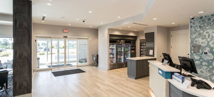 圣露西港I-95TownePlace套房酒店(TownePlace Suites Port St. Lucie I-95)图片