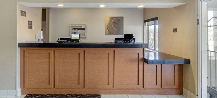 大学区舒适套房标准酒店(Comfort Suites Normal University Area)图片