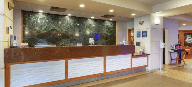 波由特广场贝斯特韦斯特优质酒店(Best Western Plus Butte Plaza Inn)图片