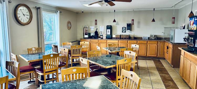 霍尔顿艾弗斯汽车旅馆(Ivey's Motor Lodge)图片