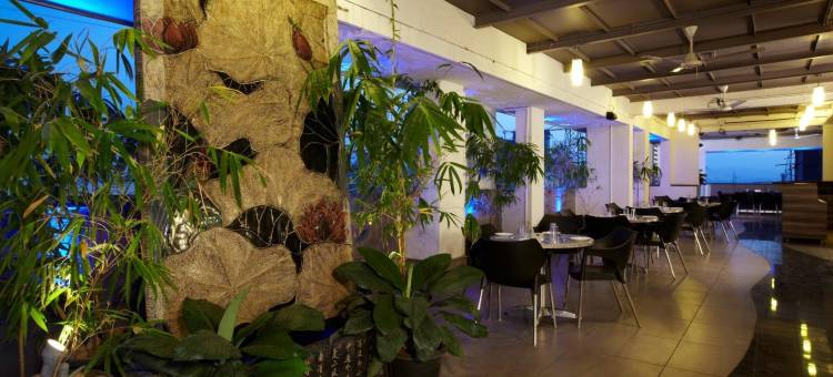 比兹塔曼纳酒店(Bizz Tamanna Hotel)图片